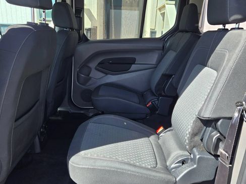 Used 2021 Ford Transit Connect XLT FWD image 12
