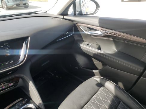 Used 2023 Buick Envision Avenir AWD/4WD image 11