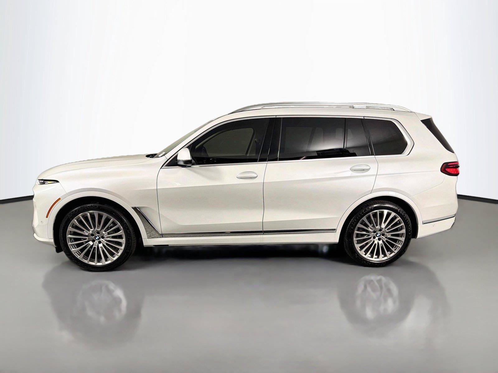 New 2027 BMW X7 xDrive40i w/ Executive Package AWD/4WD image 8
