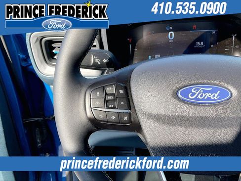 Used 2025 Ford Maverick Lobo image 17