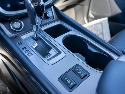 Used 2024 Nissan Murano SL image 28