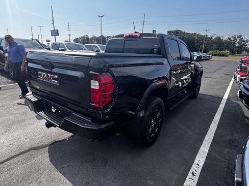 Used 2023 GMC Canyon Elevation w/ Elevation Premium Package image 2