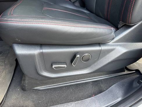 Used 2024 Ford Expedition Limited RWD image 25