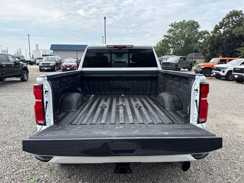 Used 2024 Chevrolet Silverado 3500 High Country w/ High Country Premium Package AWD/4WD image 12