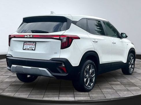 Certified 2024 Kia Seltos LX AWD/4WD image 6