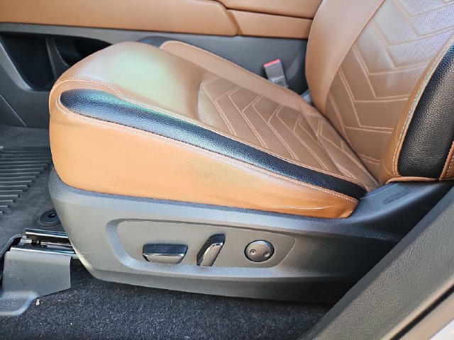 Used 2024 Nissan Pathfinder Platinum FWD image 20