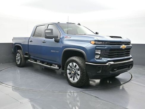New 2026 Chevrolet Silverado 2500 Custom w/ Custom Value Package AWD/4WD image 14