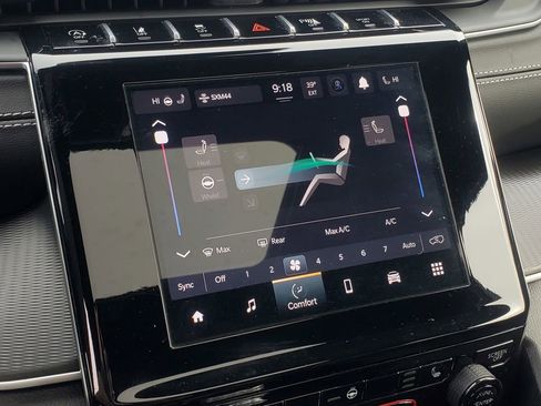 Used 2024 Jeep Grand Cherokee Altitude image 22