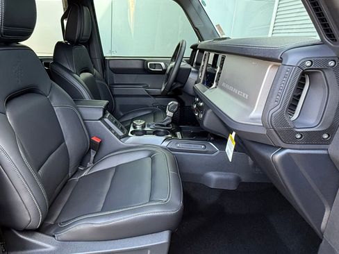 New 2025 Ford Bronco Outer Banks image 21