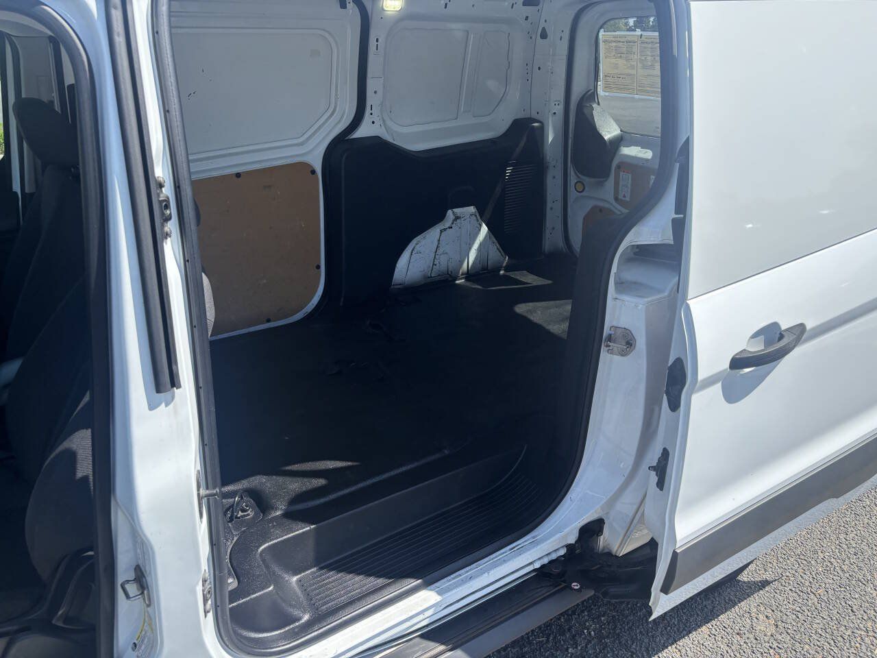 Used 2016 Ford Transit Connect XLT FWD image 7
