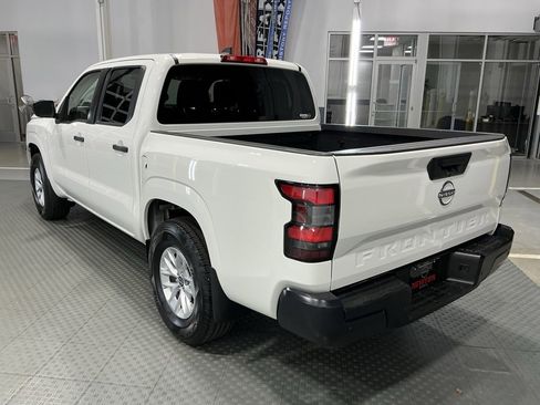 Used 2025 Nissan Frontier S w/ S Utility Package image 32