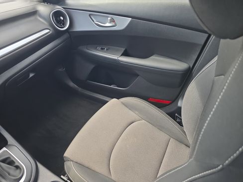 Certified 2024 Kia Forte LXS FWD image 15