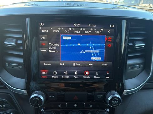 Used 2019 RAM 1500 Big Horn AWD/4WD image 28