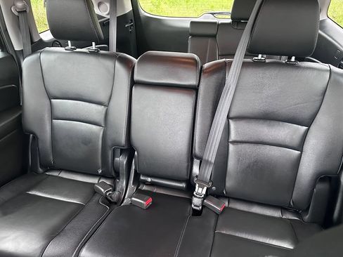 Used 2022 Honda Pilot Touring image 23
