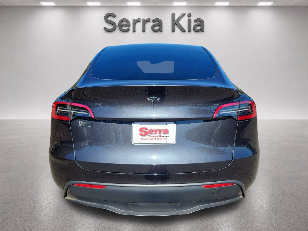 Used 2024 Tesla Model Y 2WD image 4