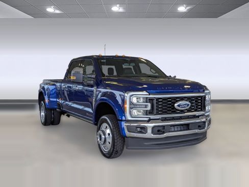 New 2026 Ford F450 King Ranch w/ Chrome Package image 7