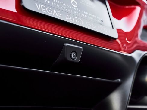 Used 2023 Ferrari F8 Tributo RWD image 14