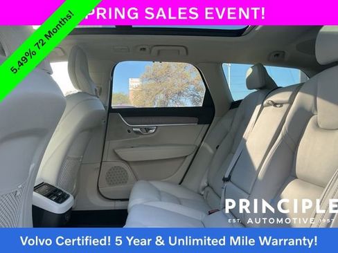Certified 2024 Volvo V90 B6 Cross Country Ultimate w/ Protection Package Premier AWD/4WD image 36