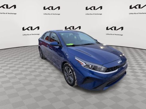 Certified 2023 Kia Forte LXS image 4