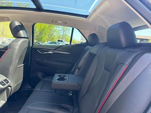 Used 2023 Buick Envision Essence w/ Sport Touring Package AWD/4WD image 28