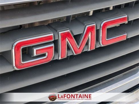Used 2010 GMC Canyon SLT image 9