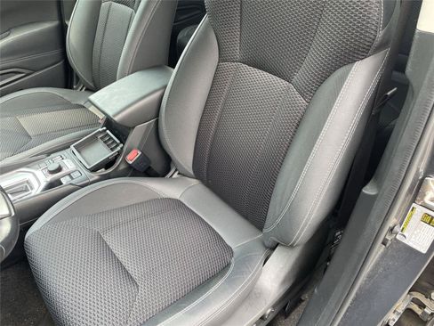 Used 2020 Subaru Forester Premium AWD/4WD image 10