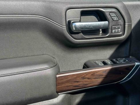 Used 2019 GMC Sierra 1500 SLT w/ SLT Premium Package image 15