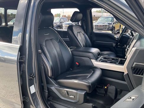 Used 2021 Ford F350 Platinum image 8