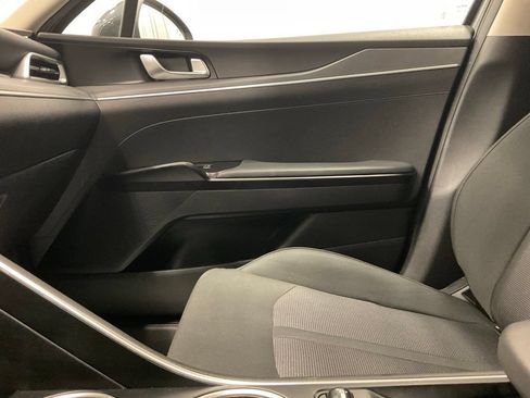 Used 2021 Kia K5 LXS AWD/4WD image 21