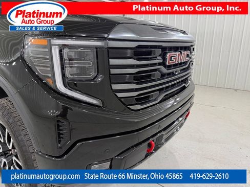 Used 2024 GMC Sierra 1500 AT4 w/ Technology Package AWD/4WD image 50