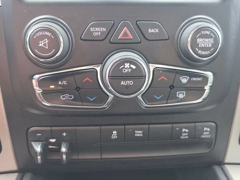 Used 2017 RAM 1500 Big Horn AWD/4WD image 32