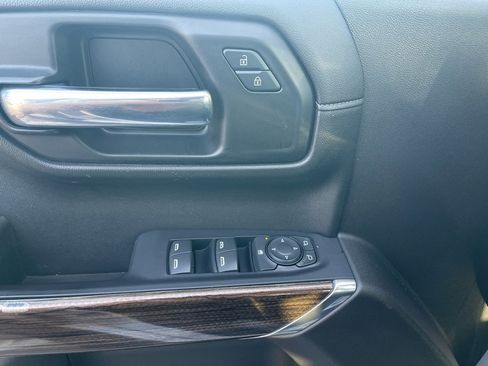 Used 2020 Chevrolet Silverado 1500 RST image 33