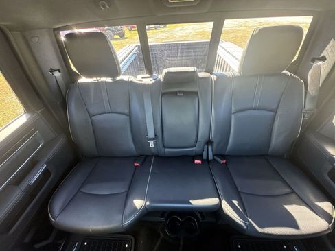 Used 2017 RAM 1500 Limited image 24