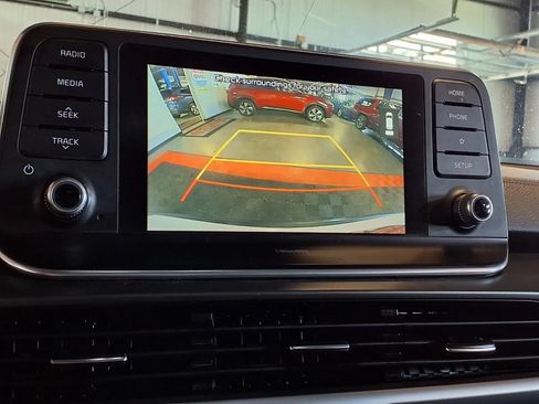 Used 2021 Kia Telluride S FWD image 22