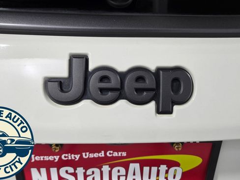 Used 2018 Jeep Compass Trailhawk w/ Leather Interior Group AWD/4WD image 33