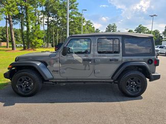Used 2022 Jeep Wrangler Unlimited Sport AWD/4WD video 2