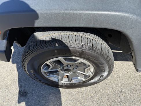 Used 2013 Jeep Wrangler Sport image 15