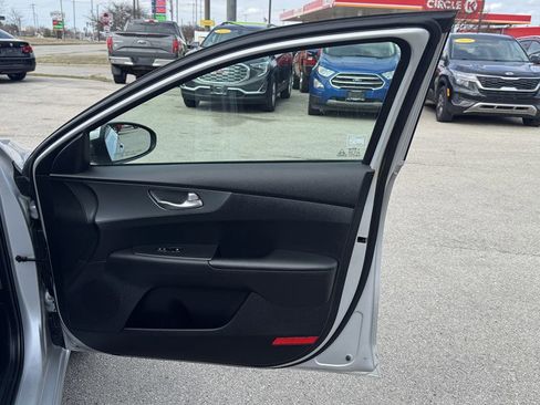 Used 2020 Kia Forte LXS image 26