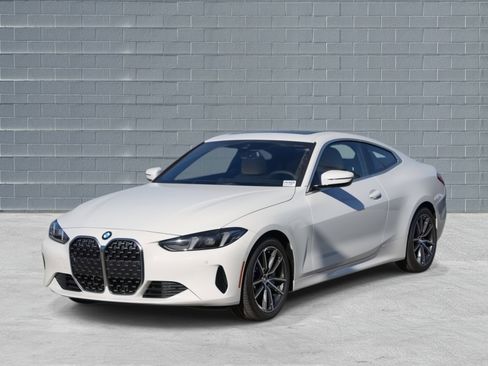 New 2026 BMW 430i Coupe w/ Parking Assistance Package image 3