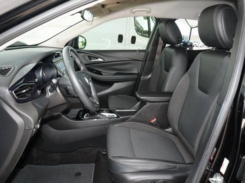 Used 2022 Buick Encore GX Select w/ Sport Touring Package image 24