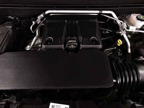 Used 2024 Chevrolet Colorado ZR2 w/ ZR2 Convenience Package III AWD/4WD image 35