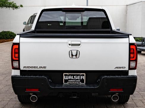 Used 2023 Honda Ridgeline RTL-E image 7