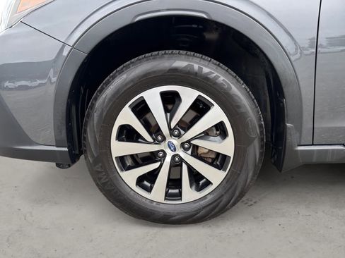 Used 2021 Subaru Outback Premium image 10