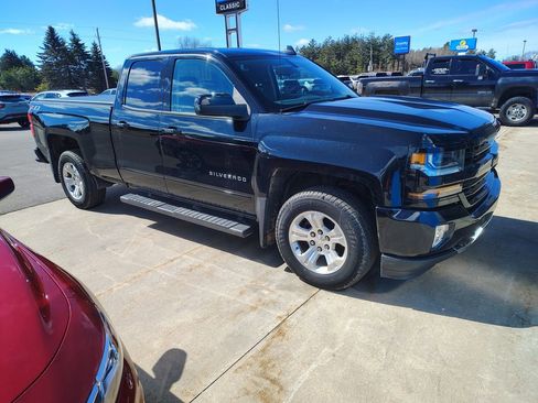 Used 2019 Chevrolet Silverado 1500 LT w/ All Star Edition image 3