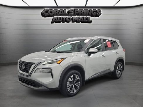 Used 2023 Nissan Rogue SV w/ SV Premium B Package FWD image 6