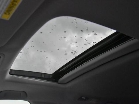 Used 2023 Honda Odyssey EX-L image 38