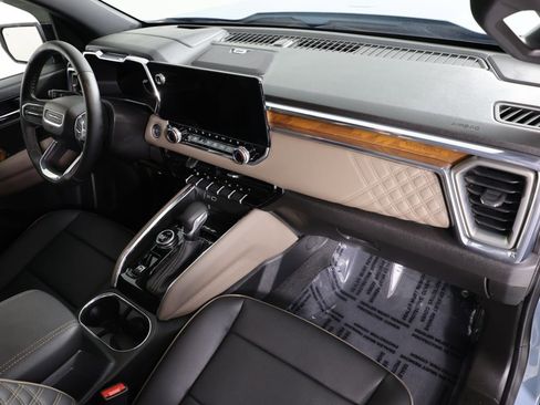 Used 2026 GMC Canyon Denali AWD/4WD image 39