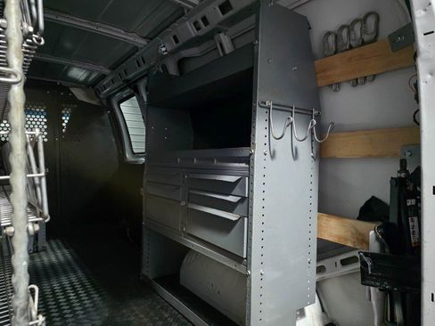 Used 2021 Chevrolet Express 2500 135''WB Low Roof 6.6L V8 Miniv w/ Driver Convenience Package image 14