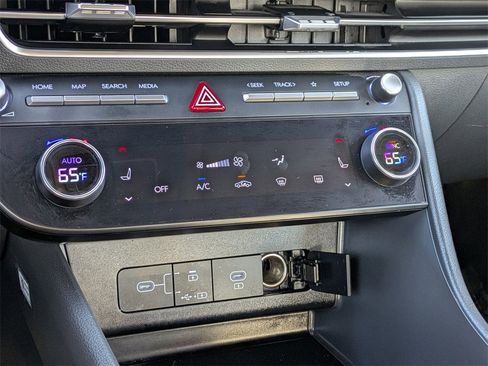 Used 2024 Hyundai Sonata SEL image 17