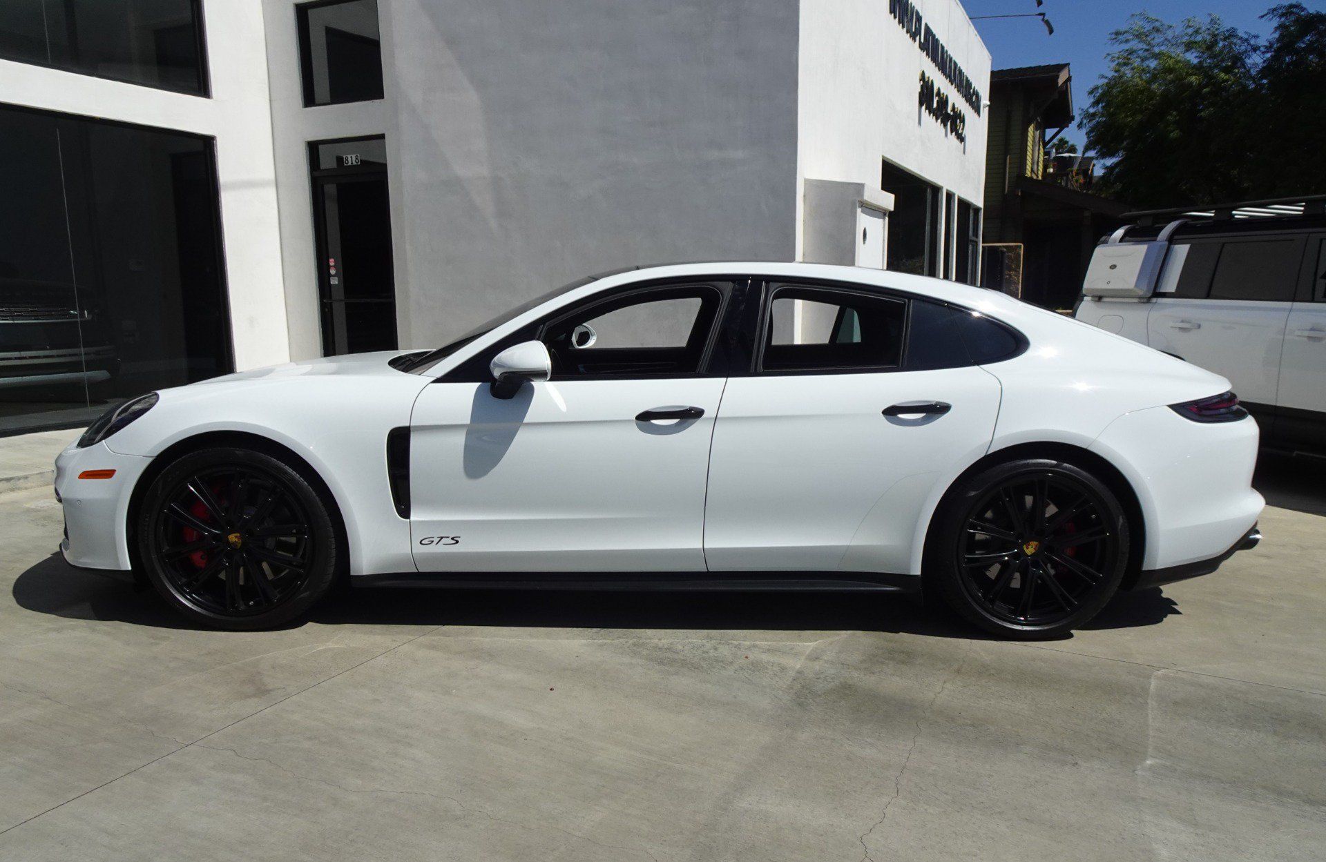 Used 2019 Porsche Panamera GTS AWD/4WD image 4